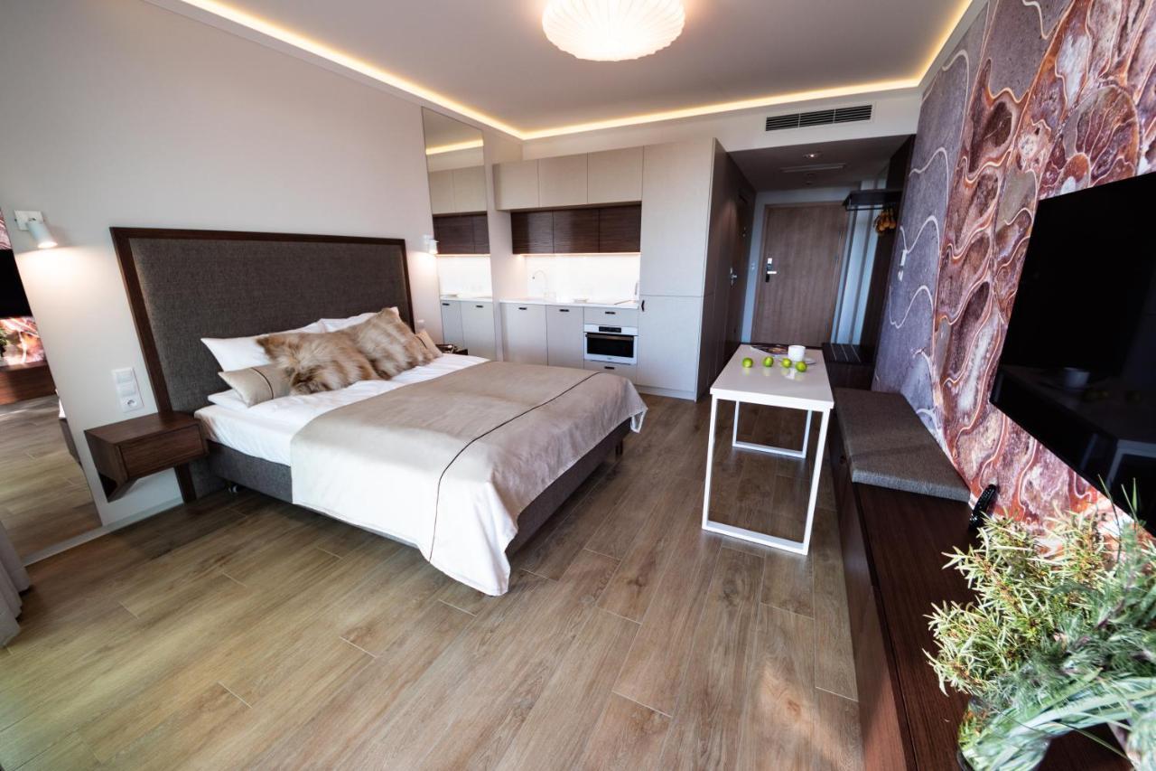 Seaside Park Apartamenty Prywatne Z Widokiem Na Morze Kolobrzeg Exterior photo