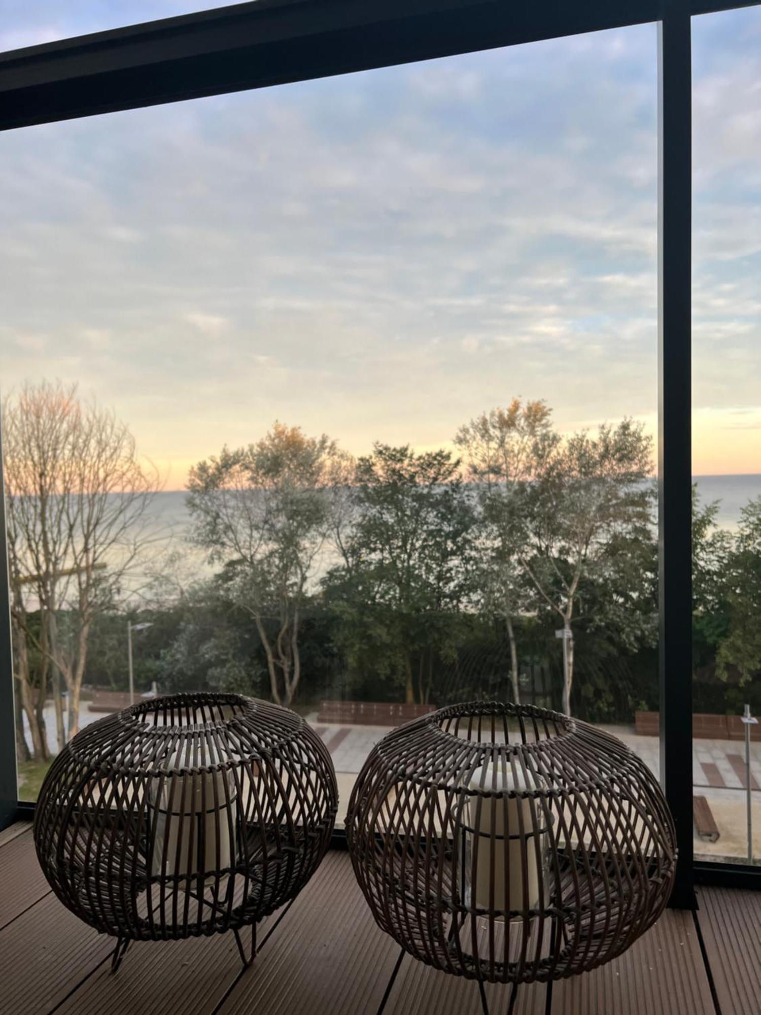 Seaside Park Apartamenty Prywatne Z Widokiem Na Morze Kolobrzeg Exterior photo